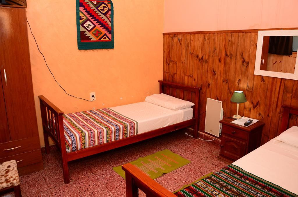 Hostal Yatasto 살타 외부 사진