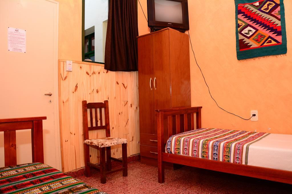 Hostal Yatasto 살타 외부 사진