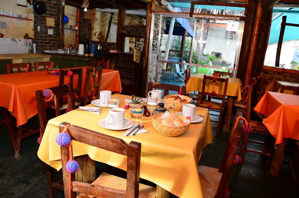 Hostal Yatasto 살타 외부 사진